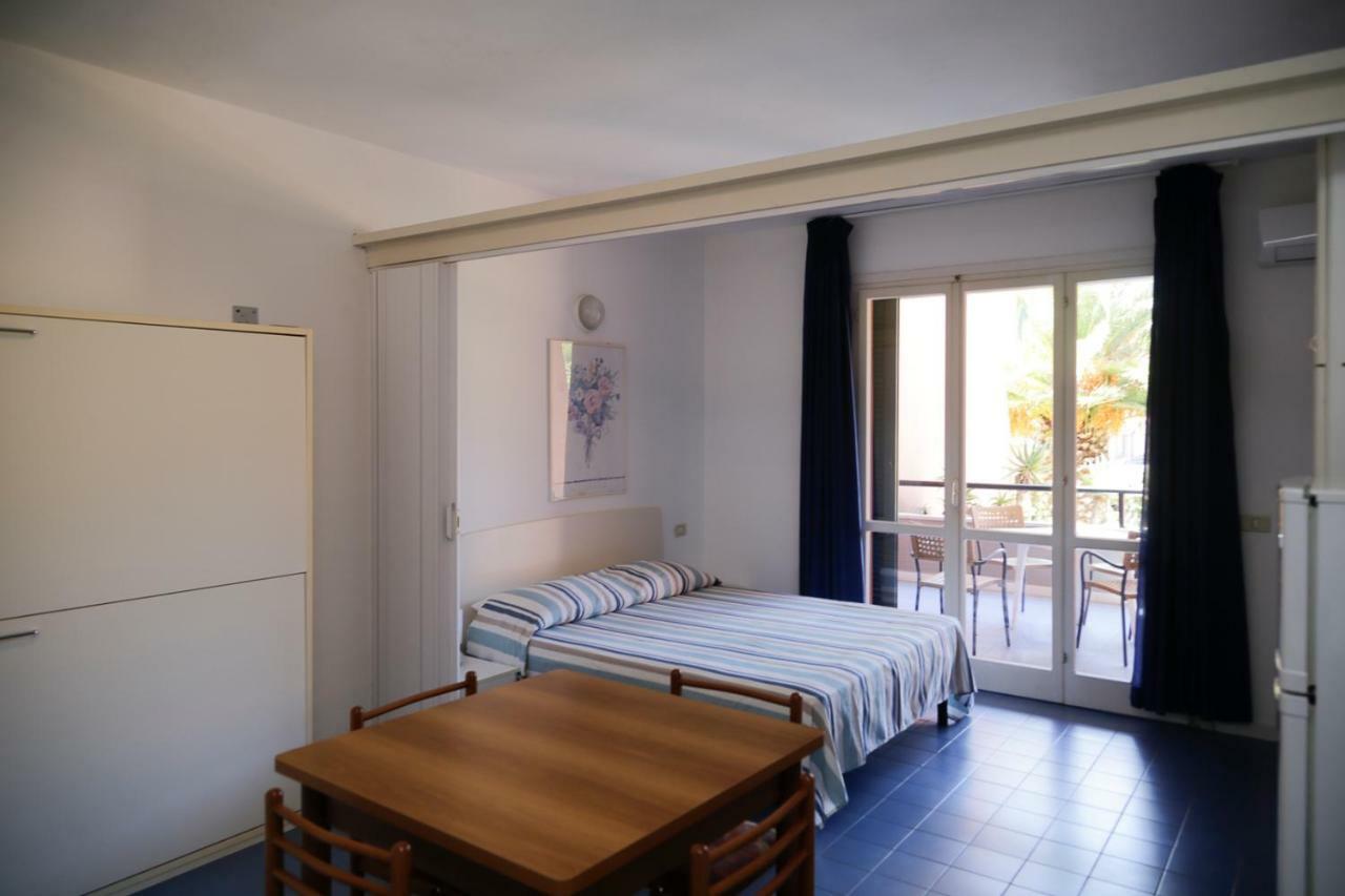 Appartamenti Maricampo By Helloelba Marina di Campo Luaran gambar